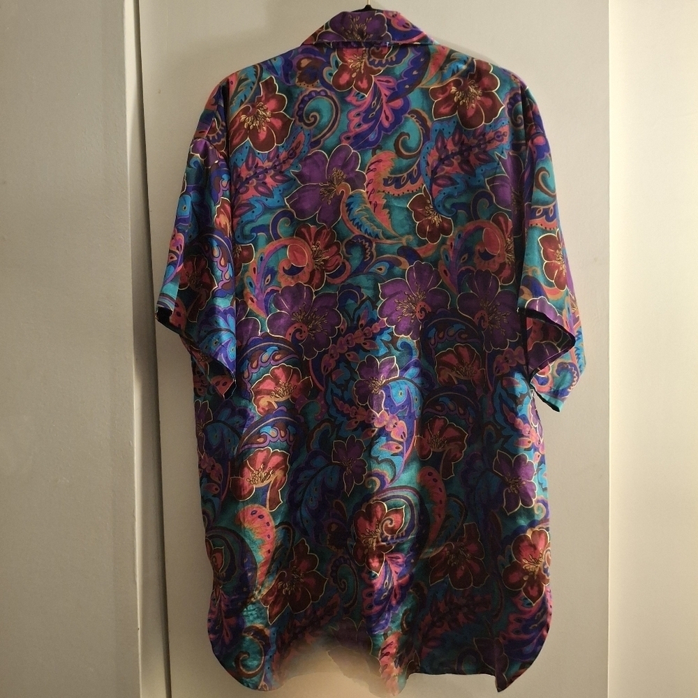 Victoria Secret Women's Multicolor Paisley Silky Sleep Shirt - Picture 2 of 6